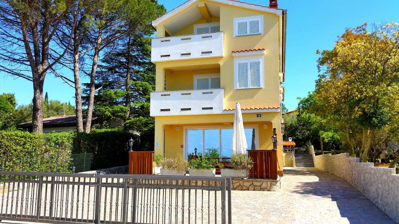 Villa Bionda Malinska Eksteriør bilde